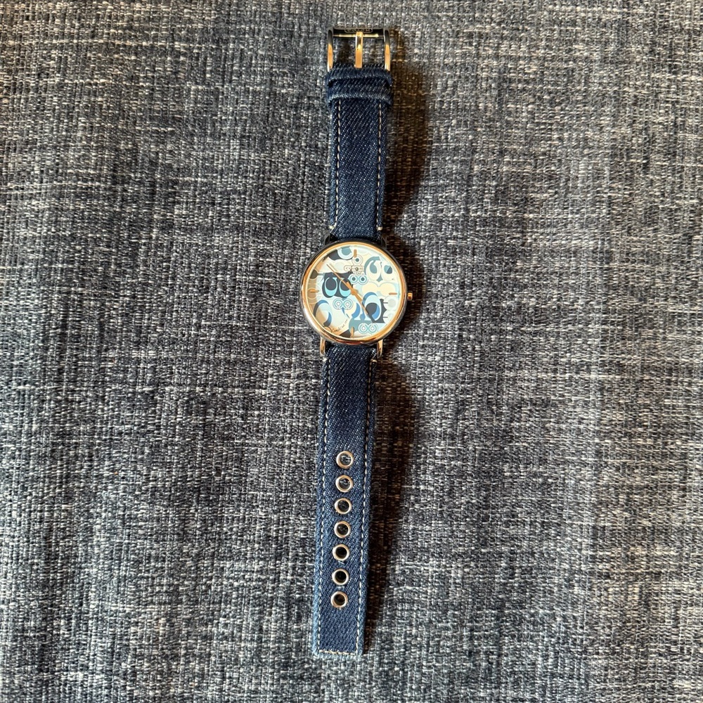 Coach Blue and White Graphic Watch - Picture 2 of 6